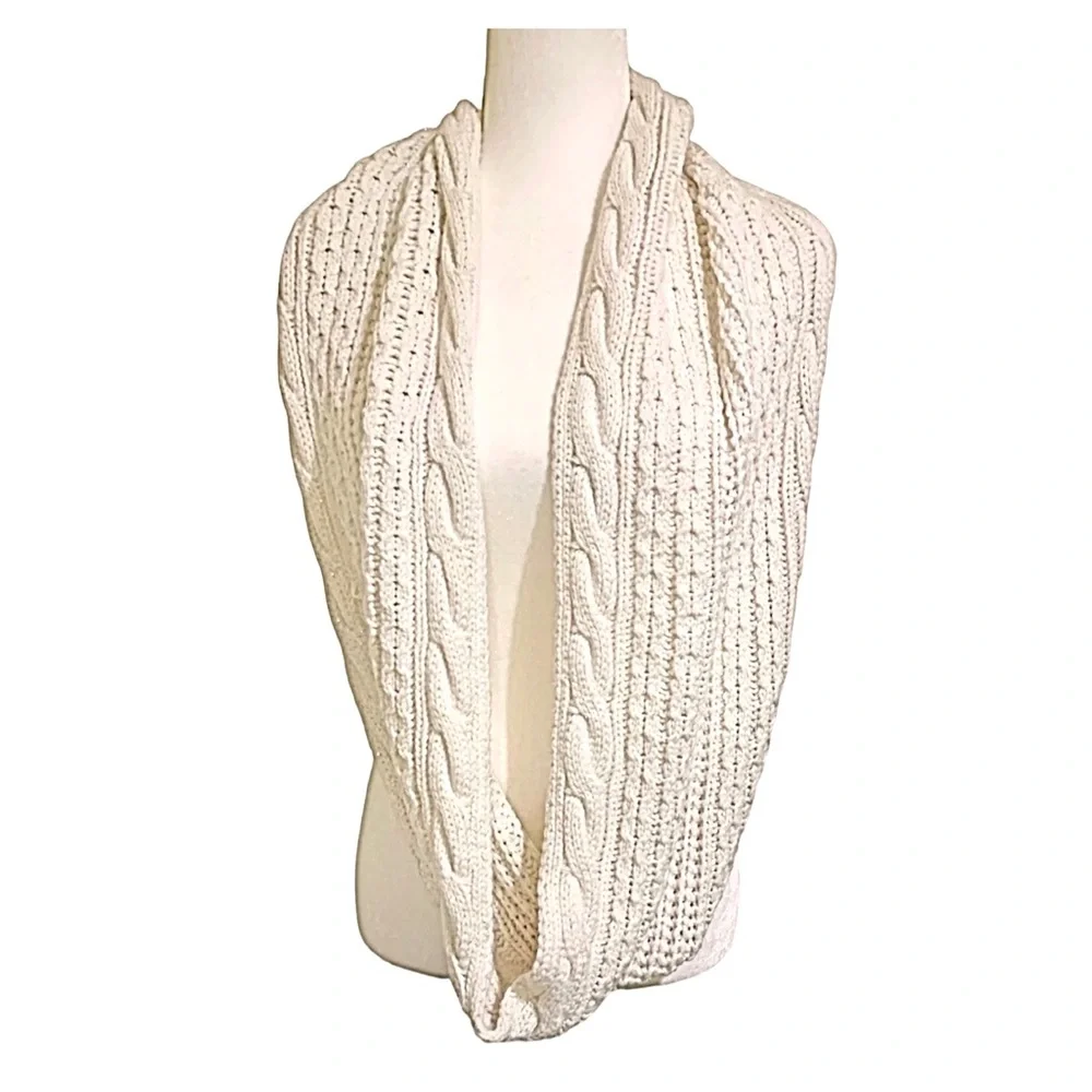 New York & Co Scarf Cream Color Cable Knit Infinity Loop Scarf
